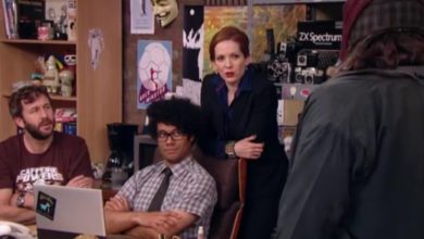 Protagonistas de "The It Crowd" en escena del último capítulo