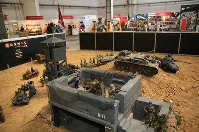 Exposición bélica en el 32º Salón del Cómic de Barcelona