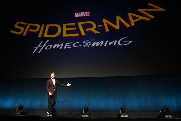 Logo oficial de Spider-Man: Homecoming