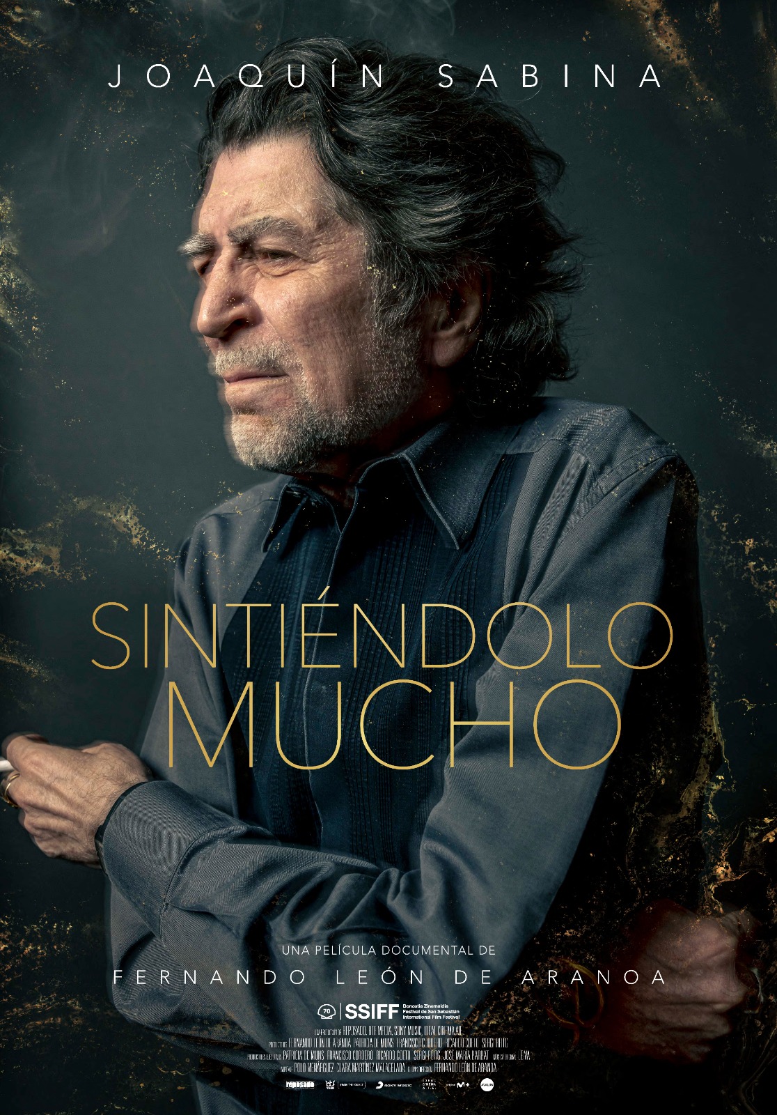 Póster de Sintiéndolo mucho